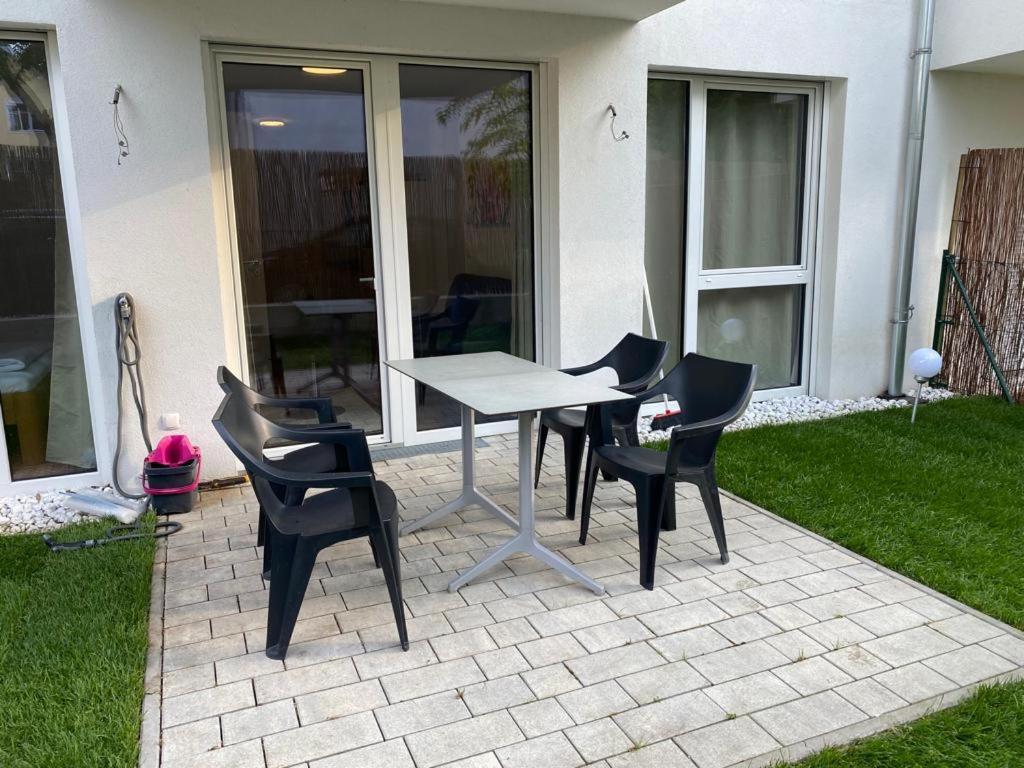 Modern Apartment With Garden Near City Center فيينا المظهر الخارجي الصورة